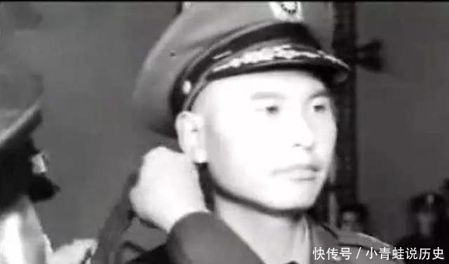 开国中校张清荣叛逃台湾,蒋介石亲自设宴