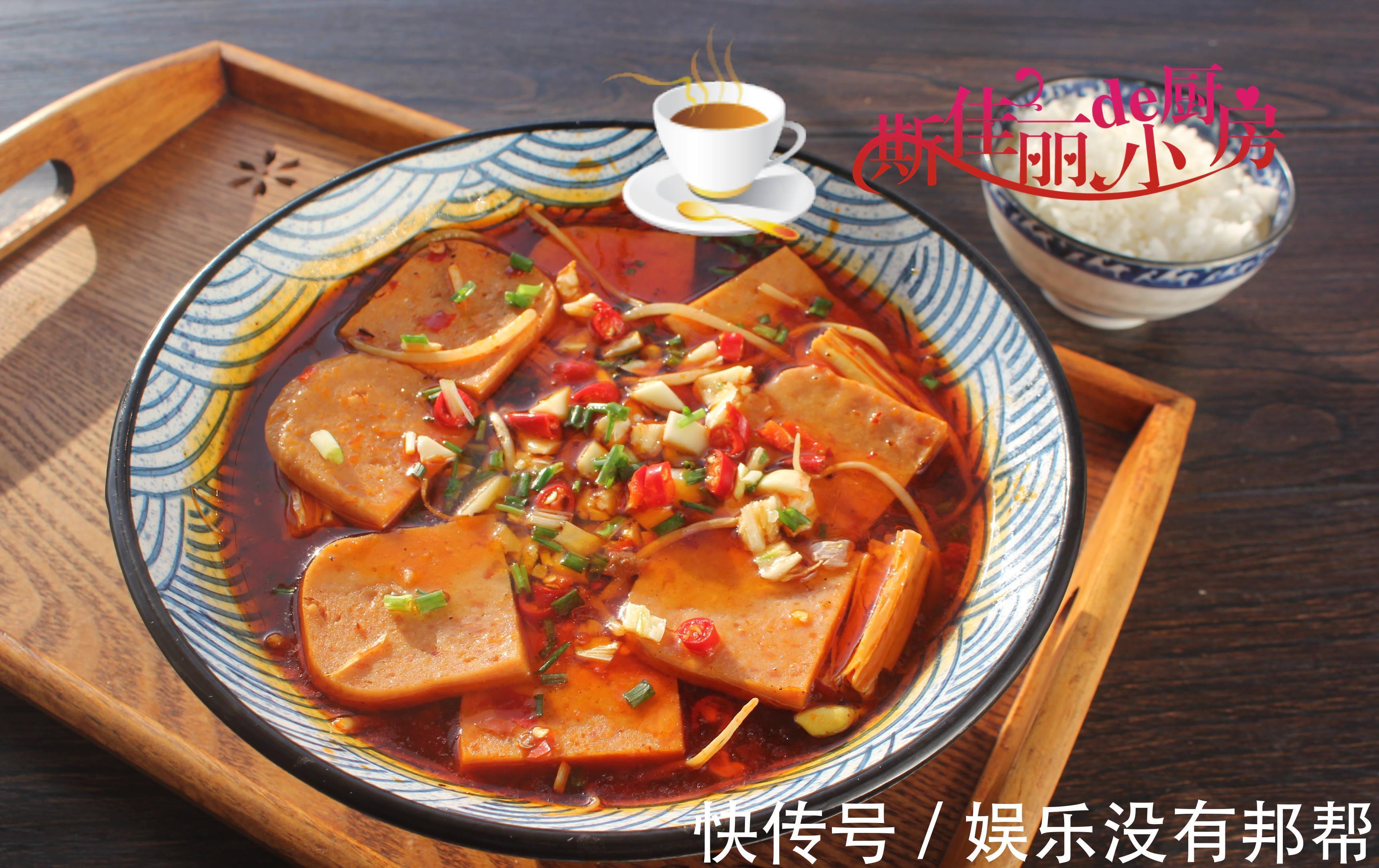 天冷煮上这么一锅热乎乎的炖菜,荤素一锅出,简单营养美味又暖胃