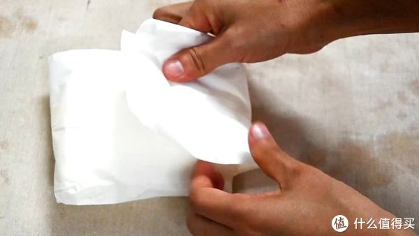 纯手工自制黄油，做法简单详细易操作，做蛋糕、饼干、面包想用就用