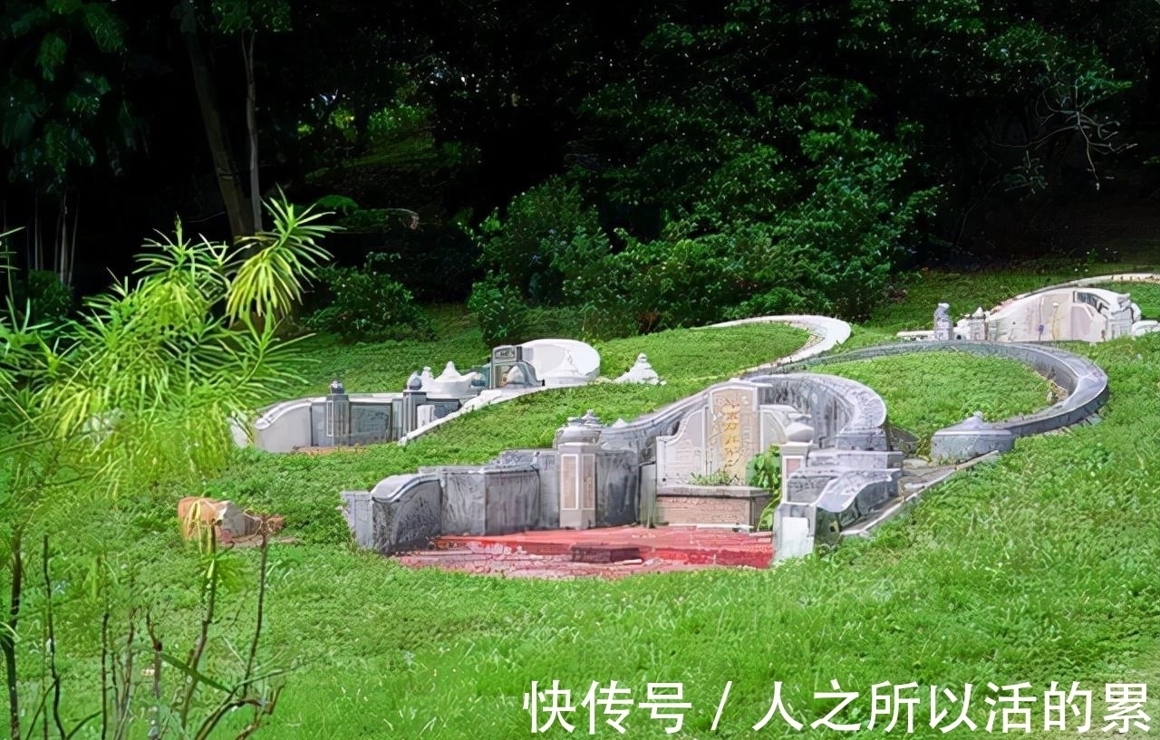 先辈!俗语:雨打棺十年酸,雨洒坟出贵人,出殡下葬遇下雨究竟好不好?