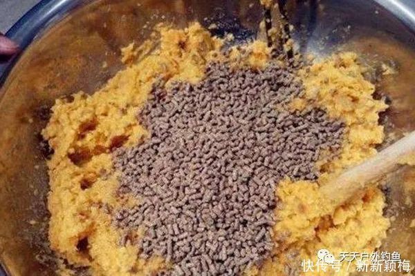 黄豆粉|几款民间自制红薯饵料，小鱼不沾，通杀鲫鲤，野钓必备饵料