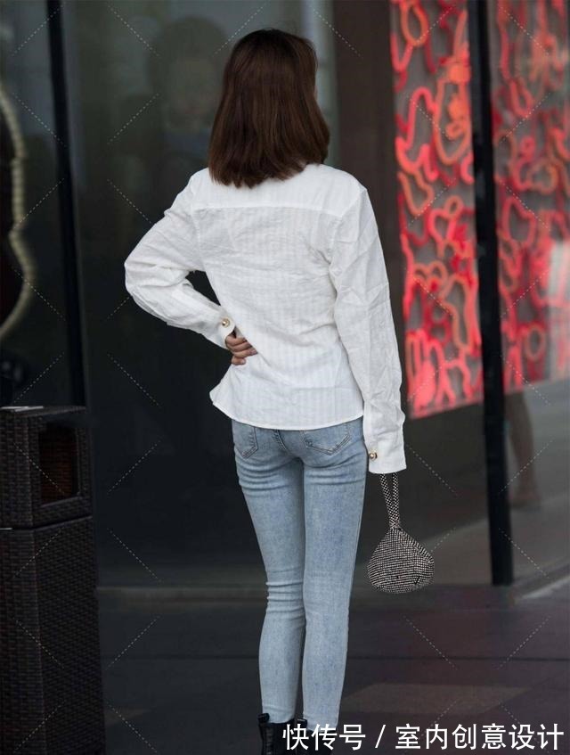 tips 修身牛仔裤搭配马丁靴,帅气满满!