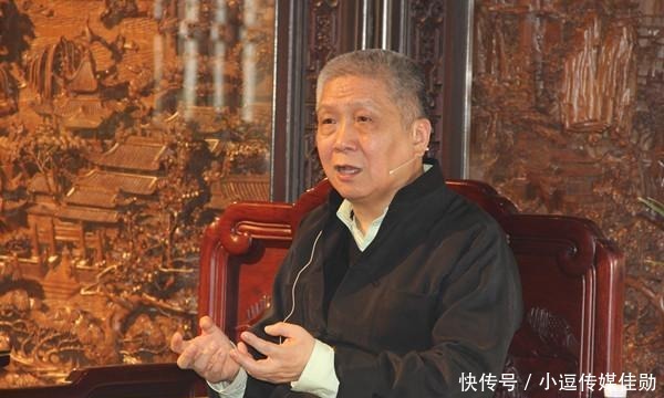 马未|他找马未都鉴宝,马未都:此盘子全世界只有三个,你的是第四个!