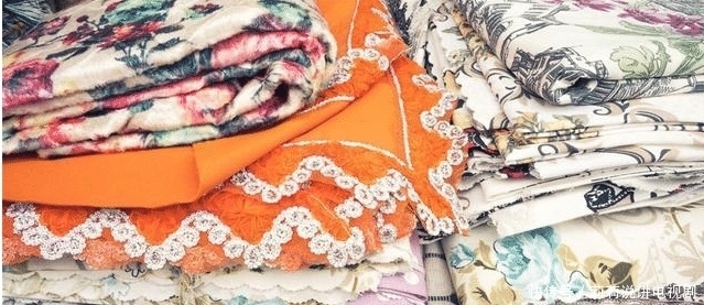 网购|网购?中年人该有的模样,别遗忘了他们