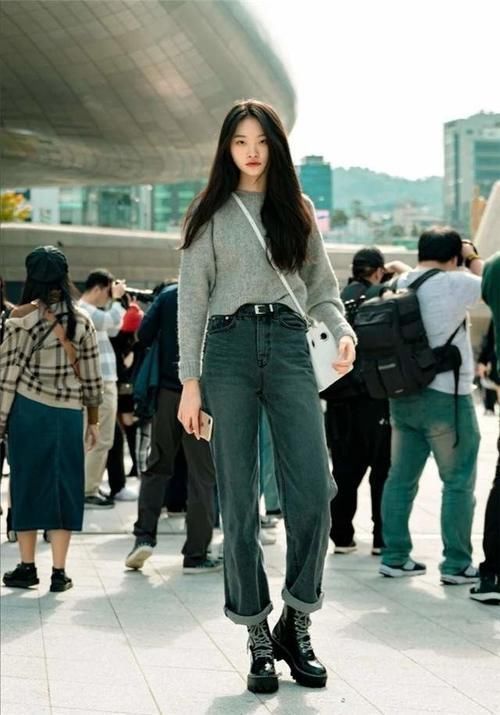 街拍|美不美,看气质,会穿才是高手,建议你多看看韩国街拍