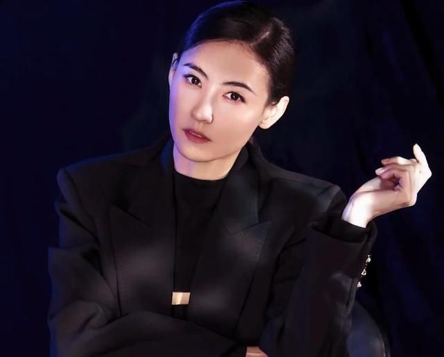 张柏芝王菲世纪同台,浪姐主办方真会搞事情,谢霆锋可尴尬了!