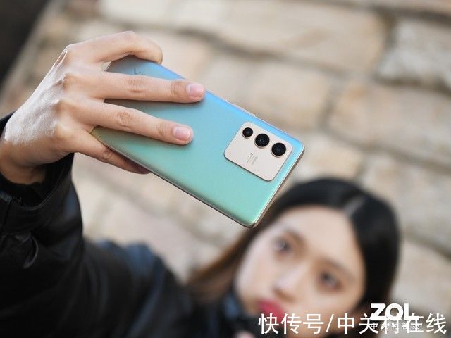 夜景|3000元档选拍照手机，vivo S12 Pro、小米12X、荣耀60 Pro怎么选？