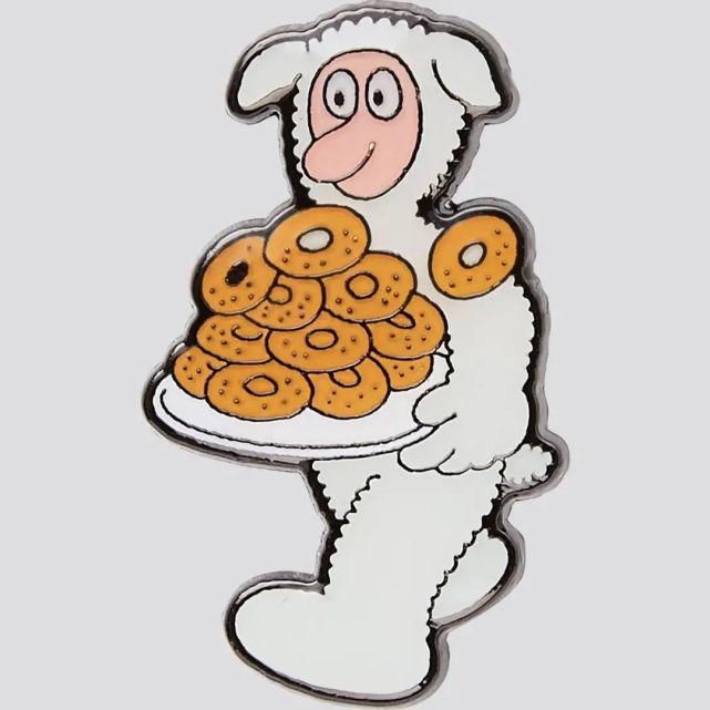 优衣库 X 村上春树联名款，“文学”也能被设计成T恤？