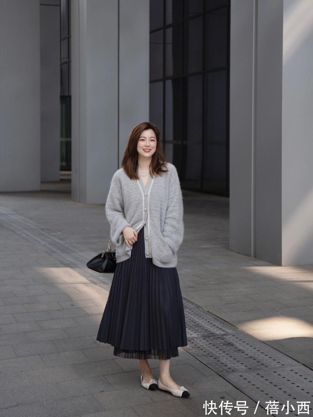 开衫 春天穿衣无需复杂,用“针织开衫”打造潮流感,出街绝对赚足眼球