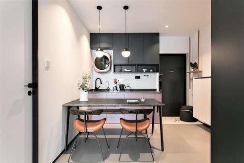 主卧|去客厅化设计，不铺地板不铺砖，100㎡的家反而更时尚大气