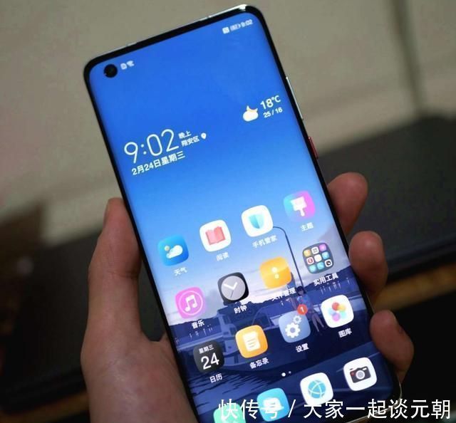 m用了一个月华为Mate40，最终还是换回了iPhone 12，原因很现实！