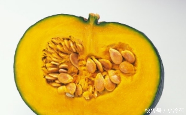 睡眠不好的人,看到此菜可不能错过,不但好吃,还能让人睡的香