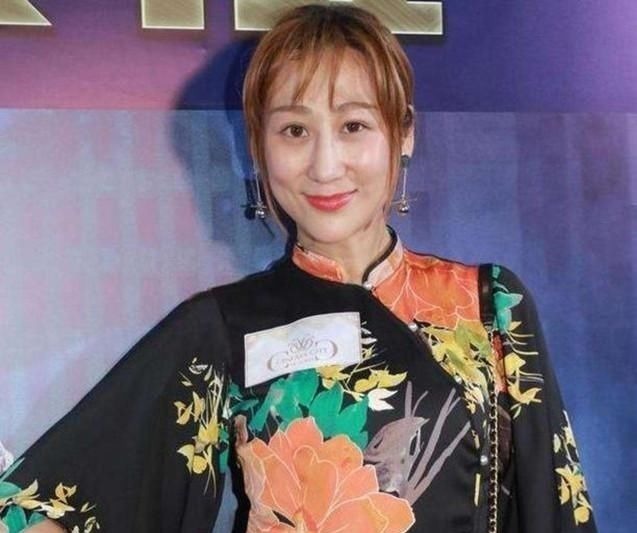 老外|这女港星5年剖4胎,还学老外不坐月子,如今现状让人担心