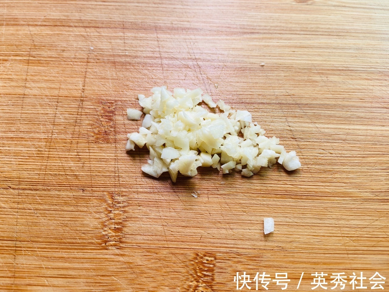 减脂餐|低油低脂素炒三鲜,美味好吃,健康营养