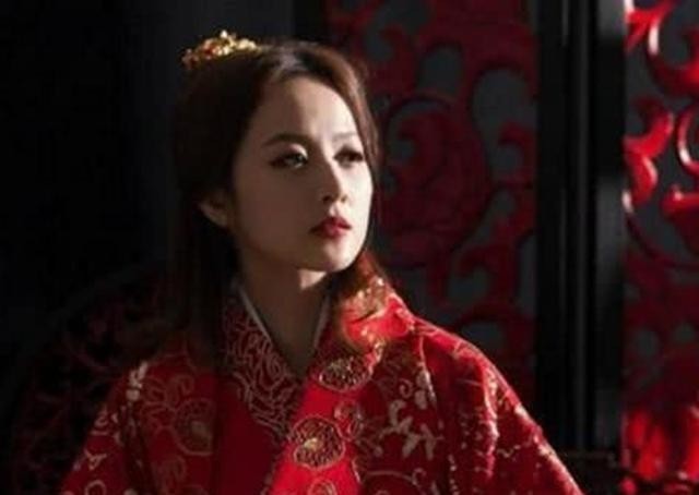 亲手|10岁的皇太后：王莽为了满足自己的欲望，亲手毁掉了爱女的一生