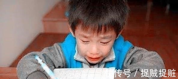 王女士|儿子被罚写“员”字100遍,宝妈看后捧腹大笑,网友:这字有灵魂