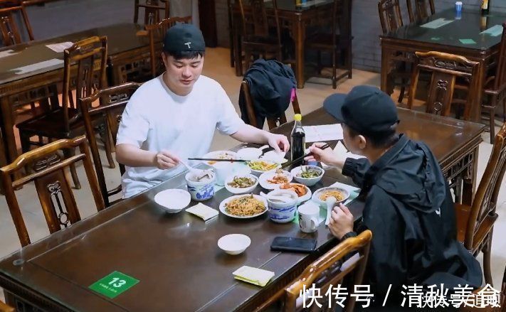 鄧超陳赫默契過頭，還有熟悉的跑男味道！但他們坑了《五哈》全團