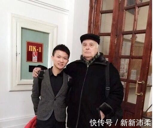 “小太陽”周深：從飽受欺凌到歌壇傳奇，他的經(jīng)歷使人心疼