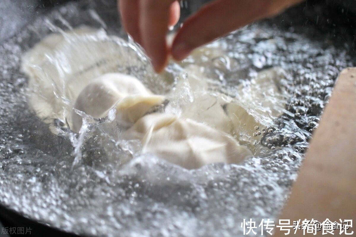 想要饺子馅好吃,牢记“3要3不要”!不管啥馅,都鲜嫩入味,超香