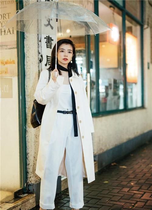 为何你戴围巾有股浓浓的“大妈感”？跟着这些博主学，秒变时髦精