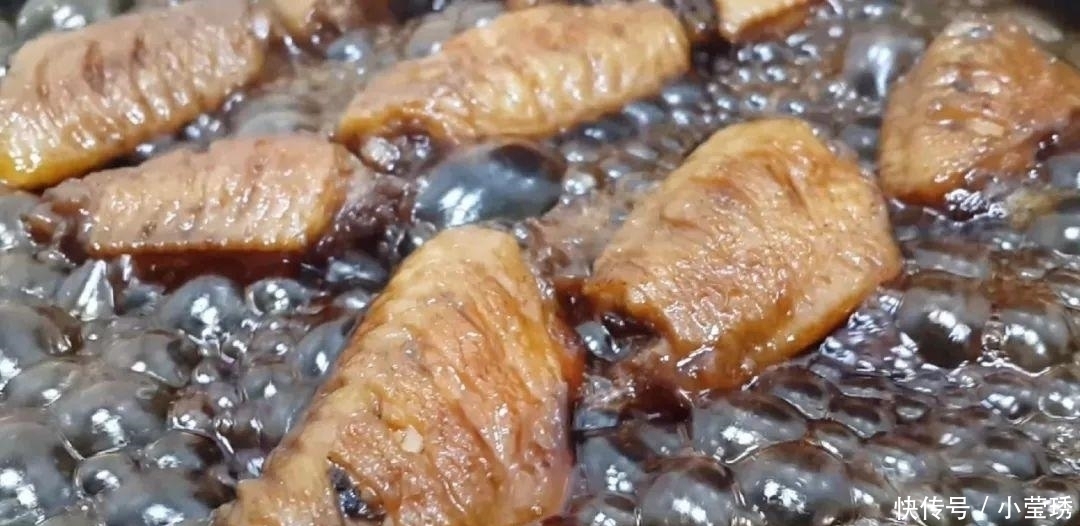 10个鸡翅, 1瓶可乐, 教你在家自制可乐鸡翅, 好吃到满嘴都是油