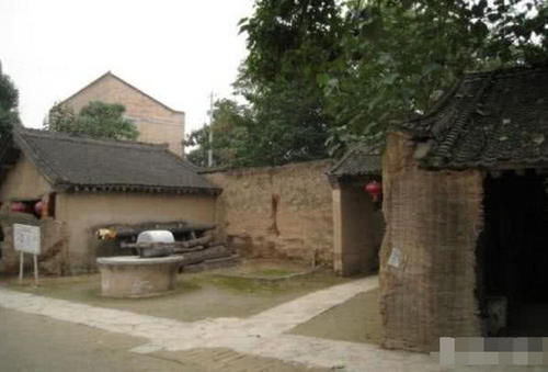 父母|和父母在一个宅基地的户口里面，能不能分户？知情人士给出答案