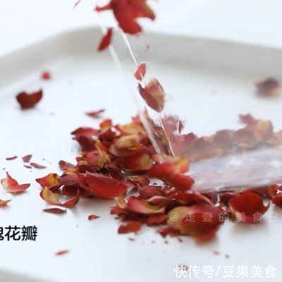 端午|调了杯话梅玫瑰咖啡，给你们端午节解解腻