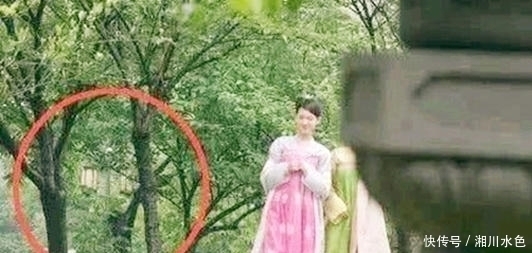 |影视剧中的搞笑穿帮镜头,看一遍笑一次,导演故意的?