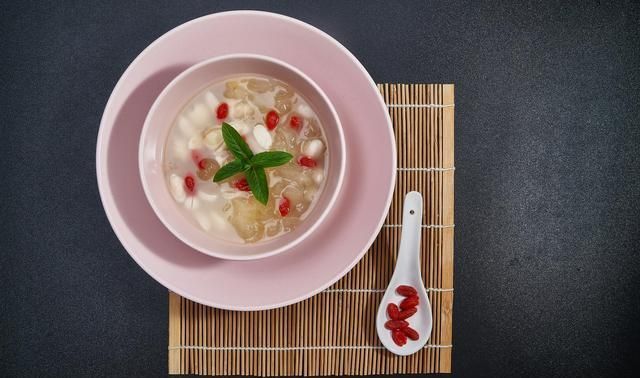 莲藕|进入秋季,这几类食物要多给孩子吃,防止娃肺燥导致咳嗽