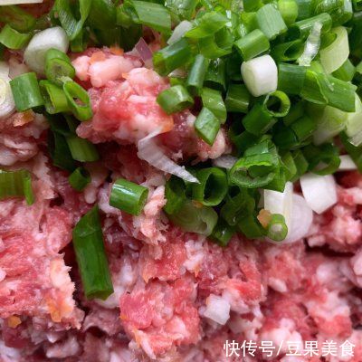  羊肉饺子这样做，口感味道一级棒