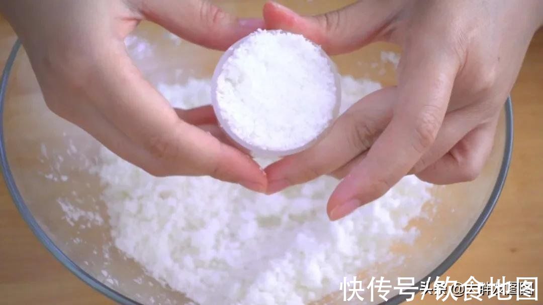 没有面粉,2种材料做椰蓉饼干,一入口就化了