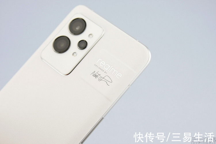 机型|realme GT2 Pro首发评测：不只高性能、更是全能旗舰