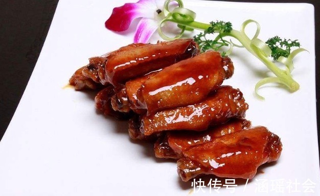 第一次去男朋友家,他妈妈做了4道菜,每道菜都色香味俱全