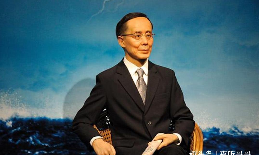 郭沫若的书法|郭沫若书法有多高一幅作品卖了1610万元,被誉为“郭体”