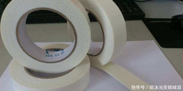 原来清理粘胶痕迹这么简单，再也不要用手抠，好多人不懂，快看看