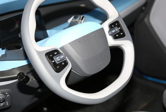 上班族|5万入手代步车，一公里只要6分钱，普通上班族买车没压力