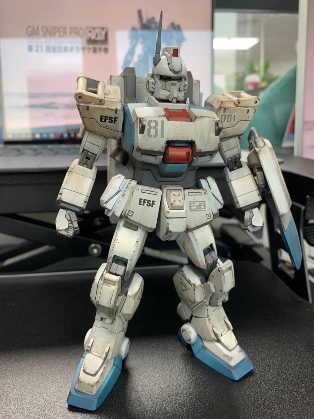 手套|做模型也要记得带手套