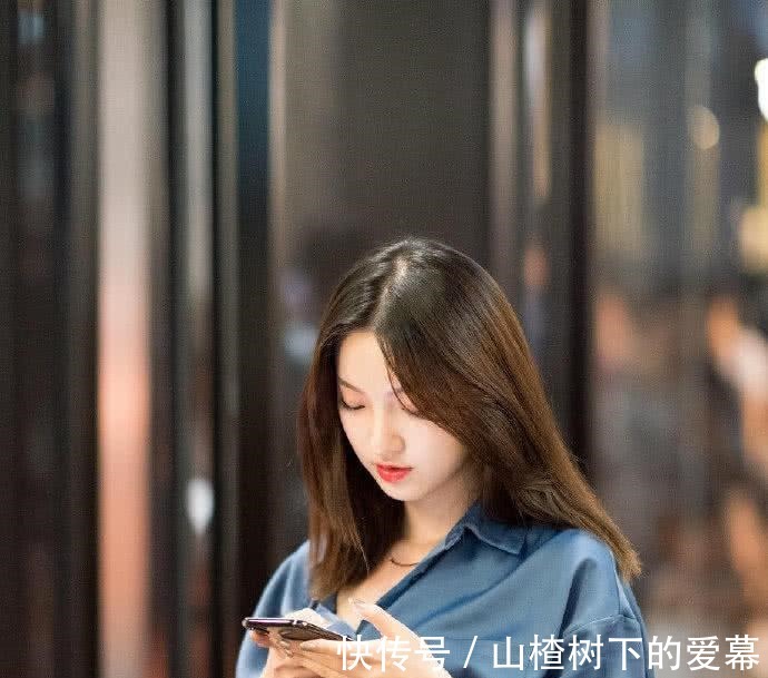 连衣长裙|淡蓝色连衣长裙 配上一双对眼 迷人极了！