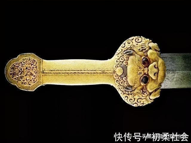 镇馆之宝$中国3大绝世宝剑一款被八国联军抢走,被英国博物馆当镇馆之宝