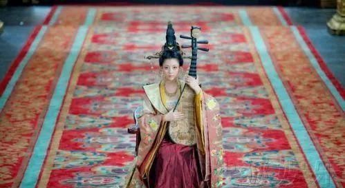 宋氏|赵匡胤死后,赵光义怎么对待24岁的漂亮皇嫂的手段令人发指