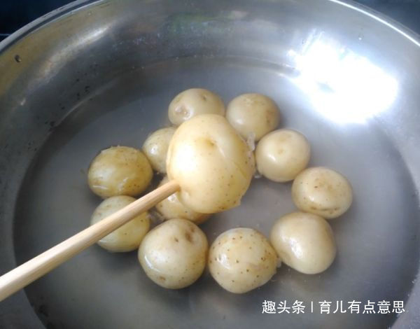 香煎小土豆|这才是“清肠高手”,隔夜排便,大肚腩变小,口臭没了,穿啥都美