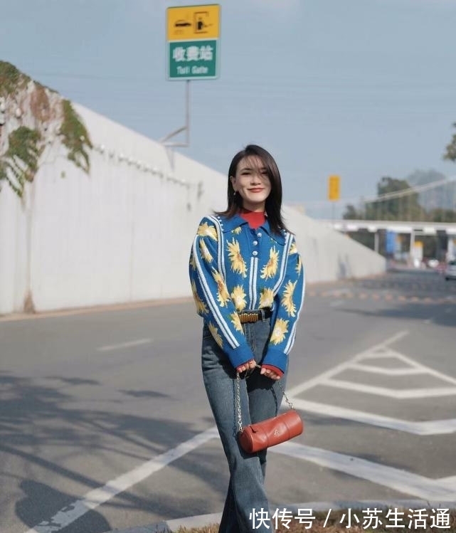 撞色系 冬天学时尚博主穿撞色系,是真好看,不是一般的高级