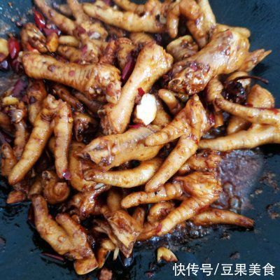 三奈|香辣凤爪做的对，脆嫩满足又美味