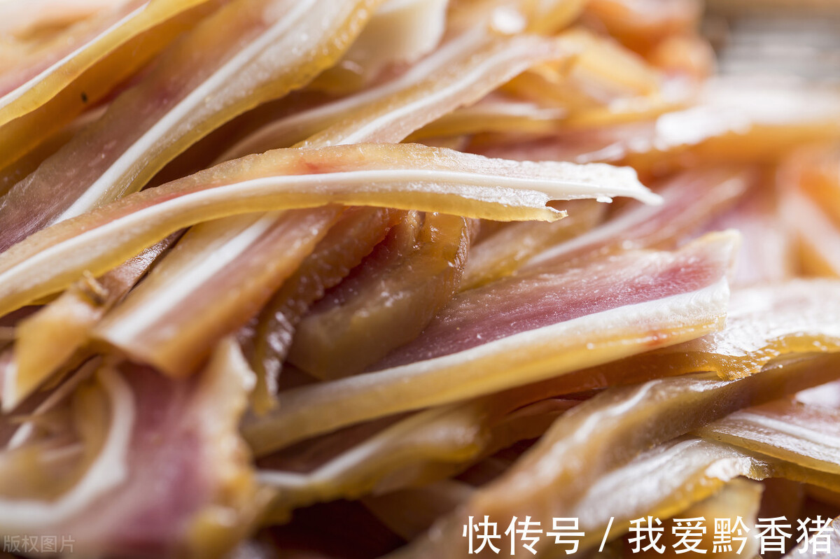 凉拌猪耳朵|夏季吃一碗营养价值丰富的凉拌猪耳朵到底有多爽？快跟我学吧