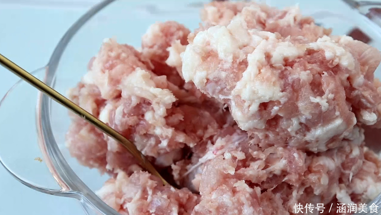 手把手教您在家蒸包子,3个小诀窍,包子又白又松软,零失败