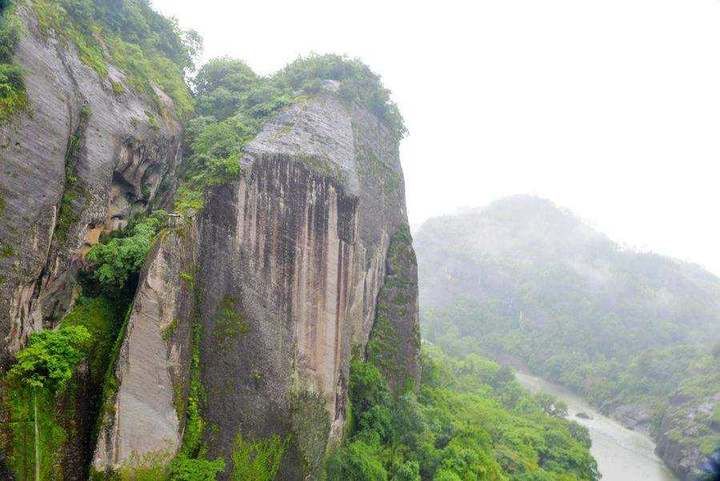 大王峰|青未了｜散文《山水问答》