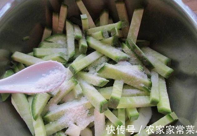 晒萝卜干的时候到了,爽脆开胃越嚼越香,教你在家做,干净零添加