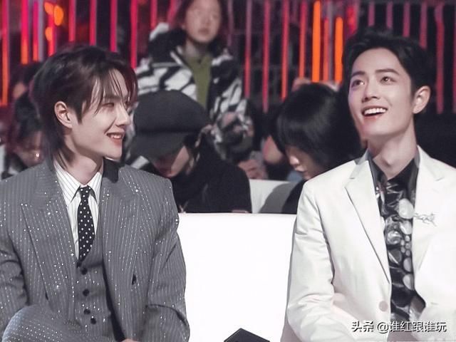 王一博肖战另类方式同框！不相上下的人气，比CP粉更抢镜