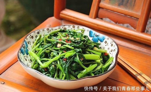 干辣椒|炒空心菜时总发黑,还出水?学会大厨这招,出锅又绿又嫩,很脆爽
