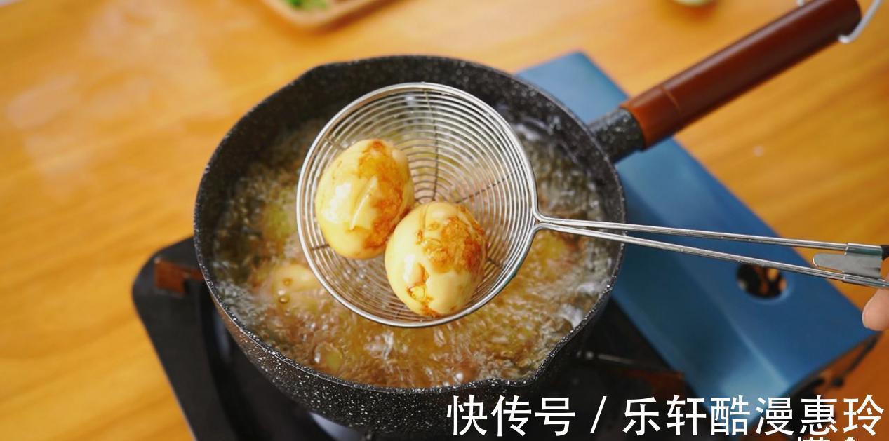 虎皮鸡蛋的家常做法，手把手教会你，鲜嫩美味，比饭店卖的还香
